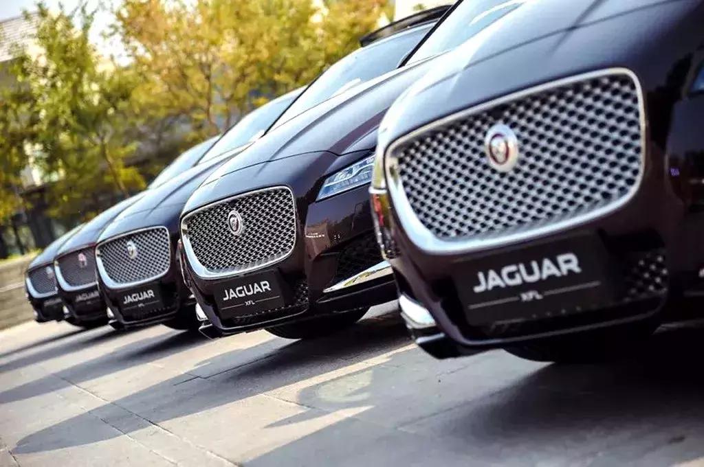 充满英伦绅士气息的捷豹xfl,捷豹xfl2022款和2023款有什么区别