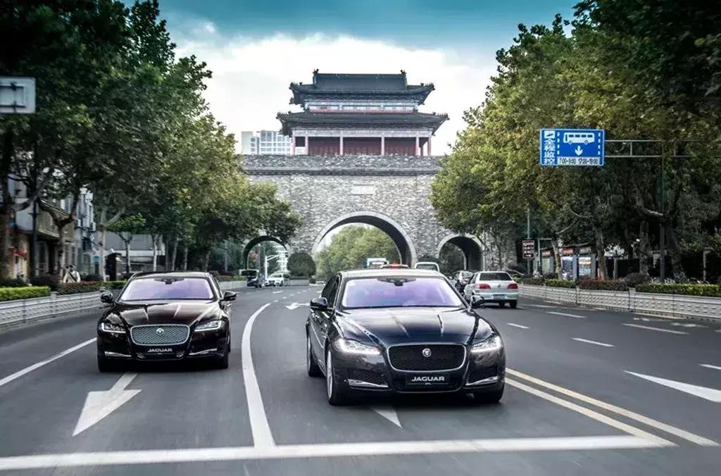 充满英伦绅士气息的捷豹xfl,捷豹xfl2022款和2023款有什么区别