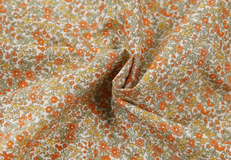 高端情侣装店铺推荐,比较好看的情侣装店铺