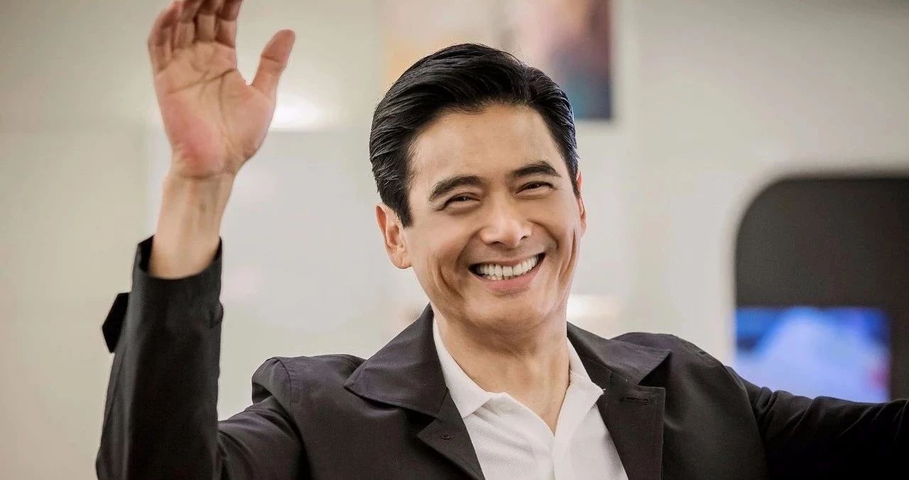 无双电影小马哥,小马哥周润发电影英雄本色动图