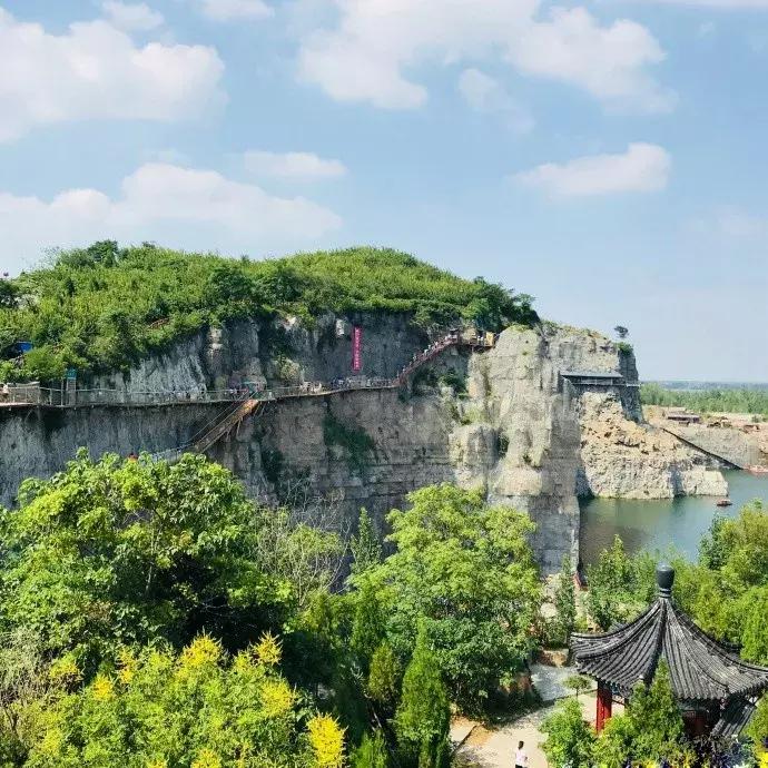 郑州最美自驾路线攻略,郑州周边最美的自驾公路