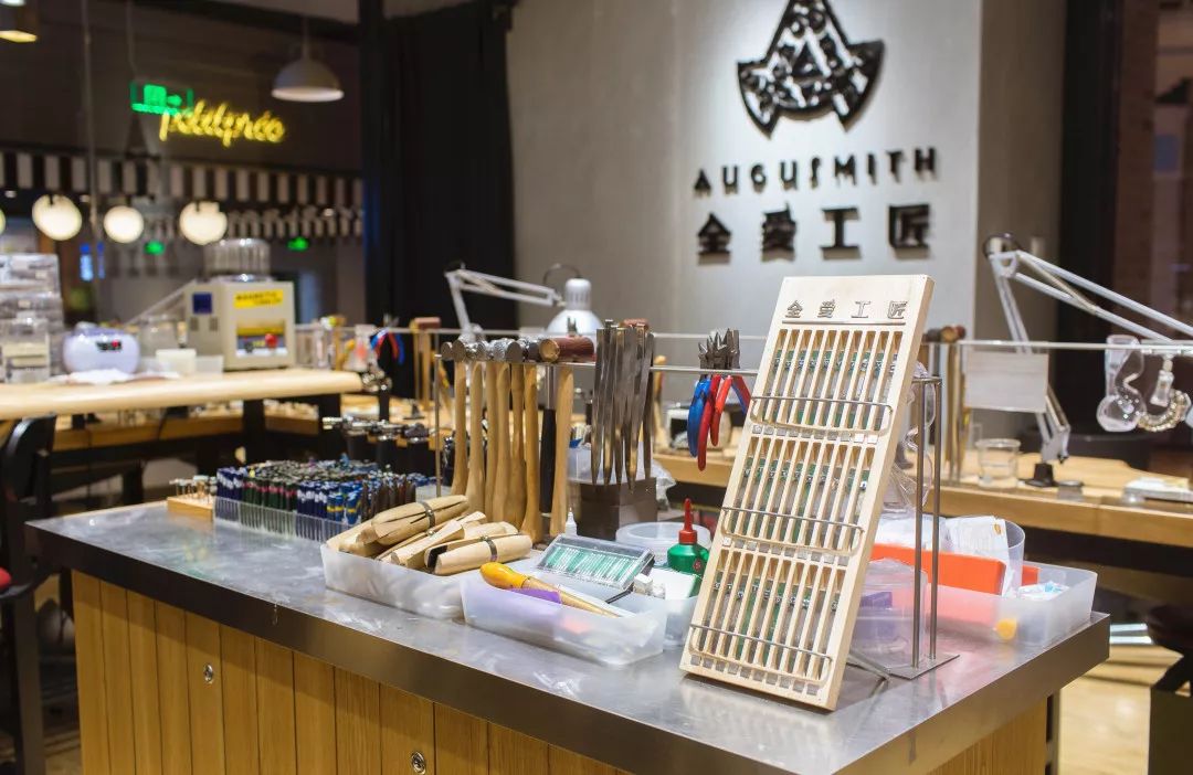 赛车卡丁车武汉,赛车场卡丁车武汉