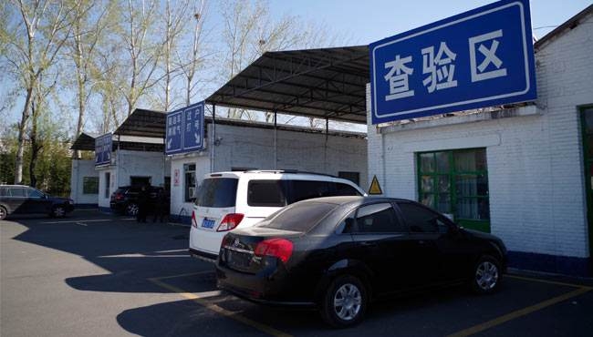 汽车卤素灯不聚光怎么调,汽车灯泡卤素灯不聚光怎么回事