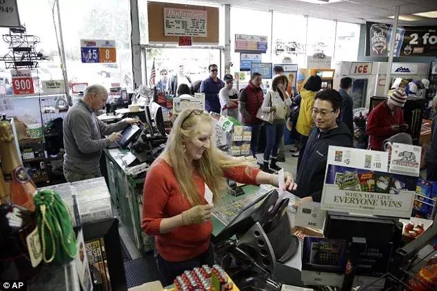 美国开出148亿元全球最高彩票头奖,美国最大彩票中奖者119亿