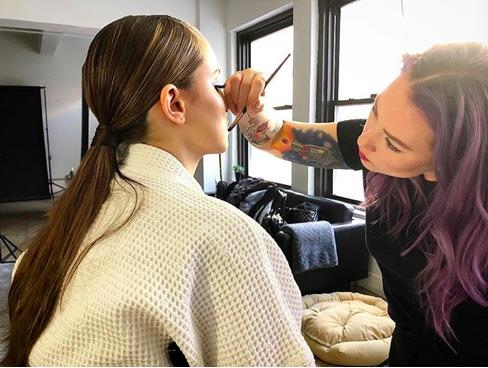 百万化妆师底妆,百万化妆师化妆过程