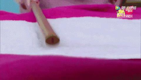 大衣不用熨烫怎么去褶皱,毛呢大衣脏了不用洗