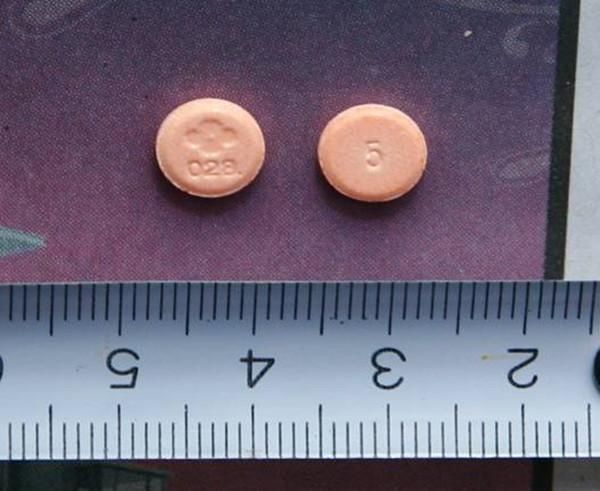 在东南亚、台湾地区盛行的“一粒眠”、“红5”是一种什么*品毒**？