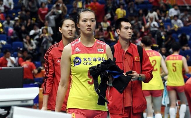 郎平东京奥运会中国女排多名老将,04年雅典奥运会女排决赛郎平解说