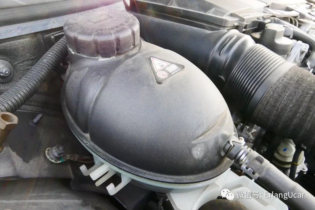 w204奔驰c300coupe,奔驰w204c200旅行版