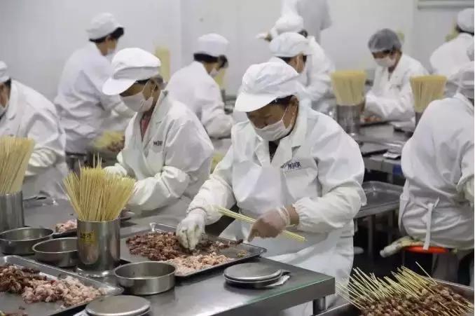 150平串串店营业额,一家90平方的串串店月营业额