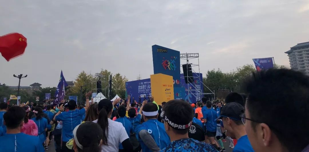 西马竞速邀请赛完整视频,西马竞速邀请赛十五公里完美收官