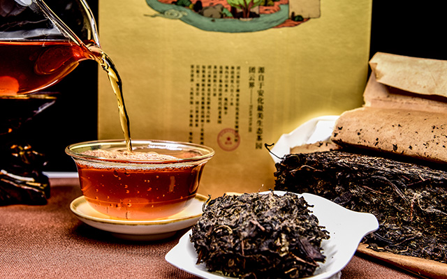 黑茶茯砖茶怎么辨别好坏,金花茯砖黑茶如何评定好坏呢