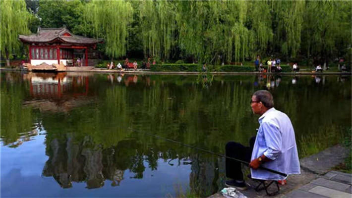 怎么解决手竿浮钓鲢鳙走水的问题,手竿钓鲢鳙技巧也就一招