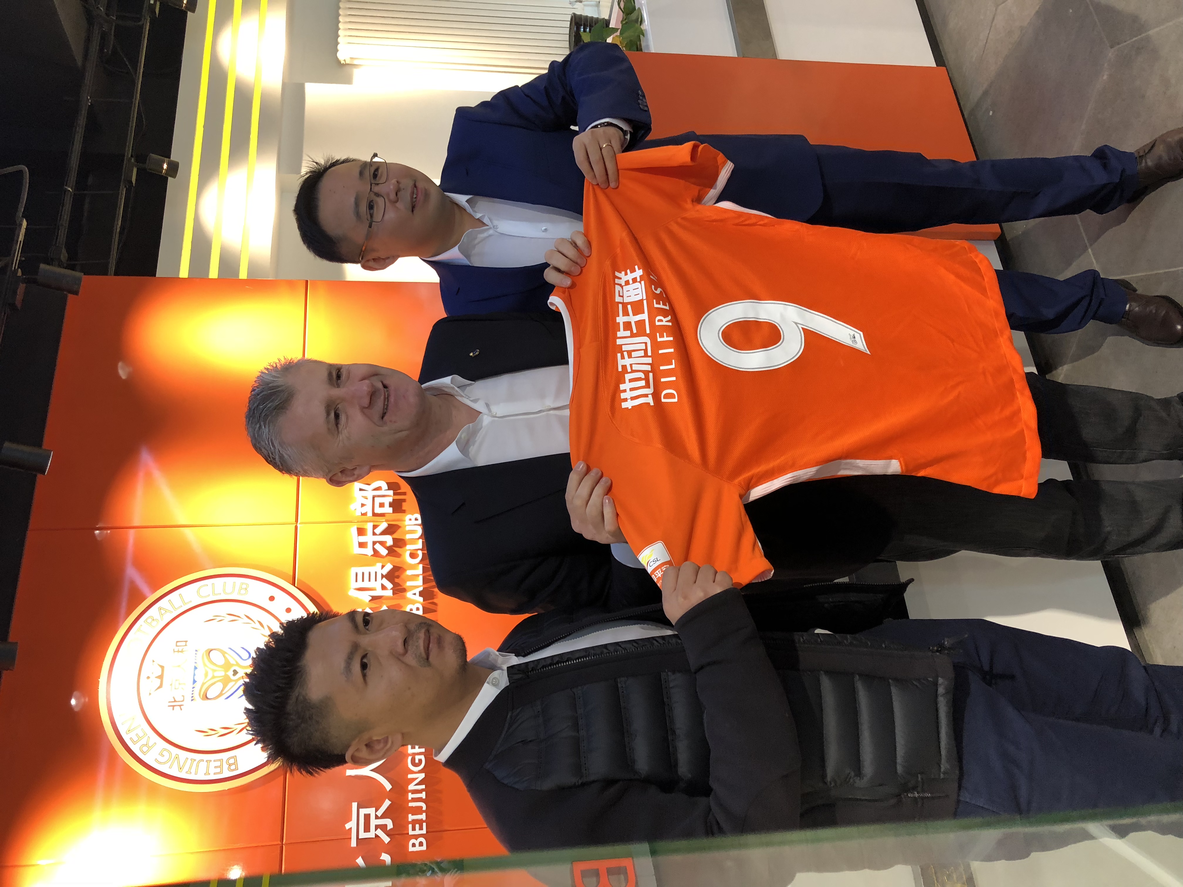 浼氭媺宸﹁剼鐨勫皬鎻愮惔,浼氭媺灏忔彁鐞寸殑宸﹁剼瑙嗛