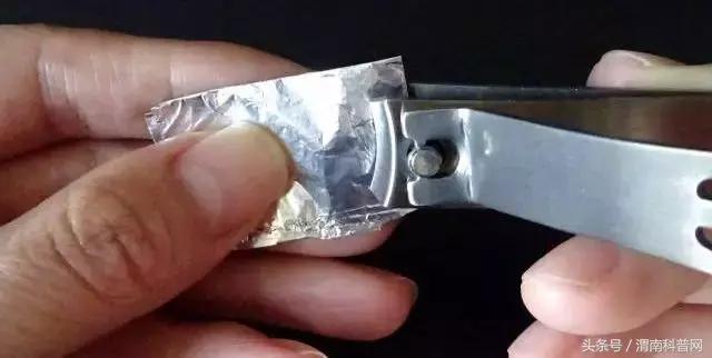 生活小贴士:指甲原来得这样剪