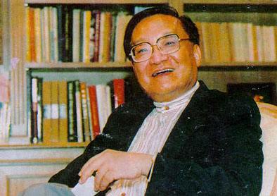 金庸最有名的两首诗,金庸作品中的经典诗句