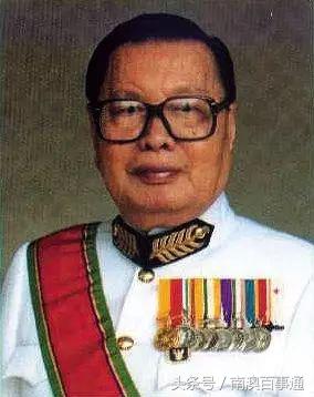 他财富不如李嘉诚，但在潮汕老家却比李嘉诚有名~