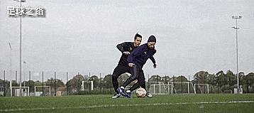 后卫必学十大技巧足球,足球过人阿圭罗