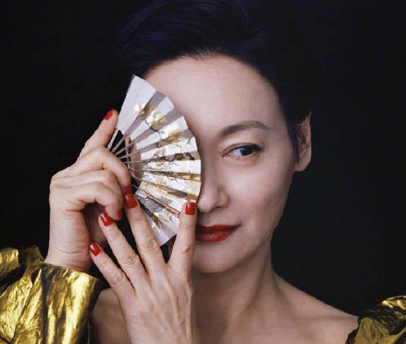 57岁惠英红近况如何,58岁惠英红结婚了吗