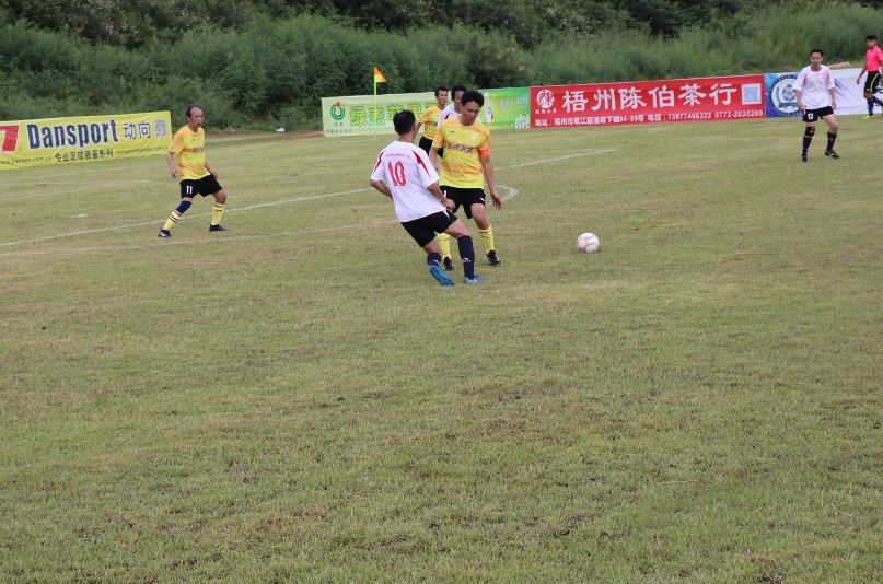 球队招募劲爆视频,正在举行的国际足球比赛