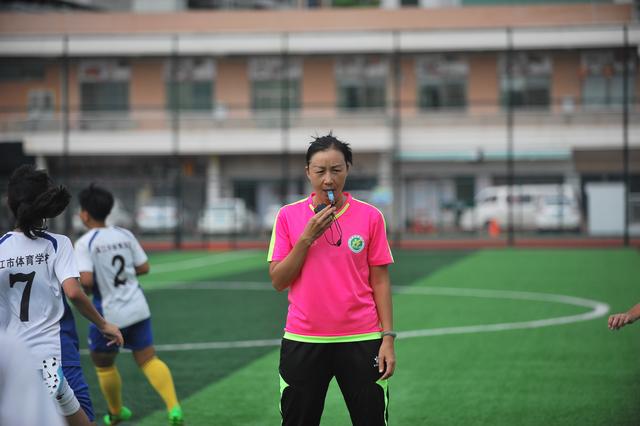 湛江体校女子足球,湛江女足袁建利
