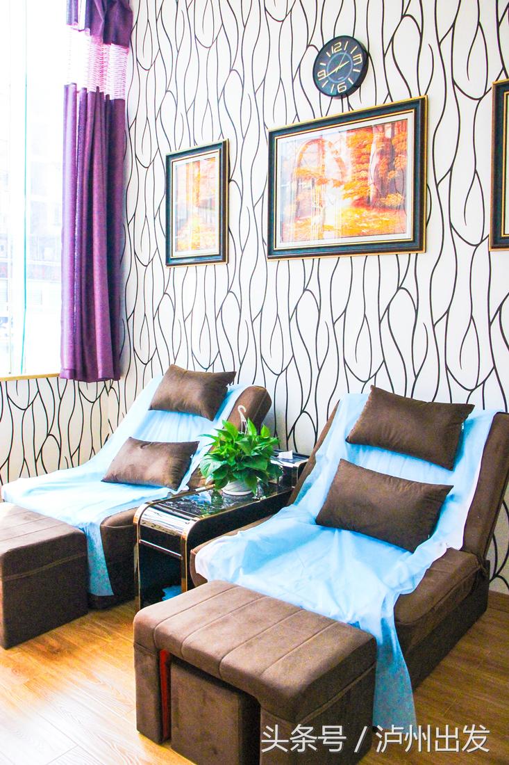 足浴师肩颈疏通经络按摩手法,足浴正骨颈椎按摩