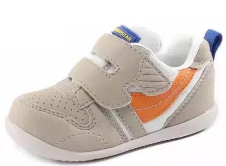 宝宝穿什么鞋好关系到足部发育,穿什么鞋适合儿童脚部发育