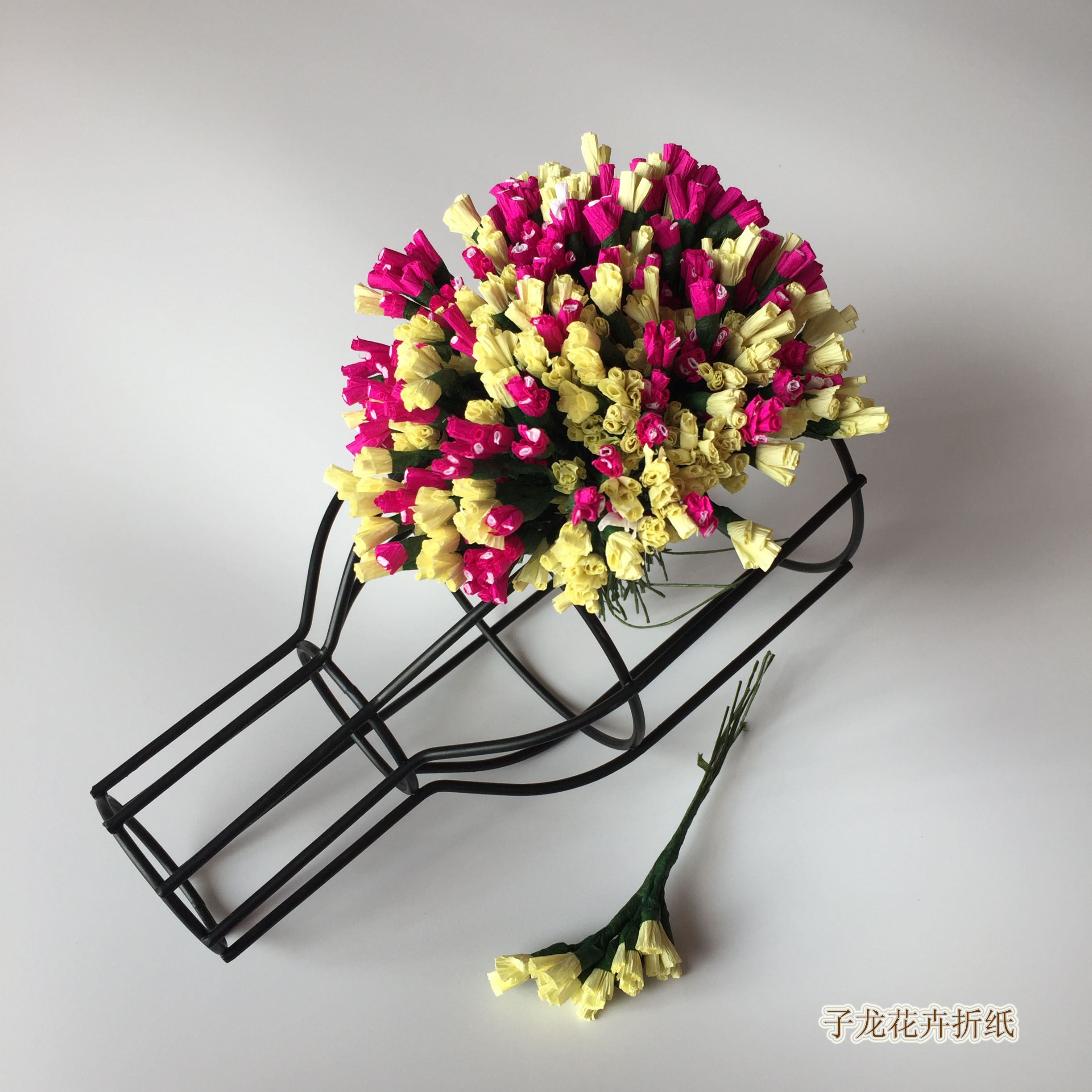 折纸花束教程简单,勿忘我皱纹纸花朵做法大全