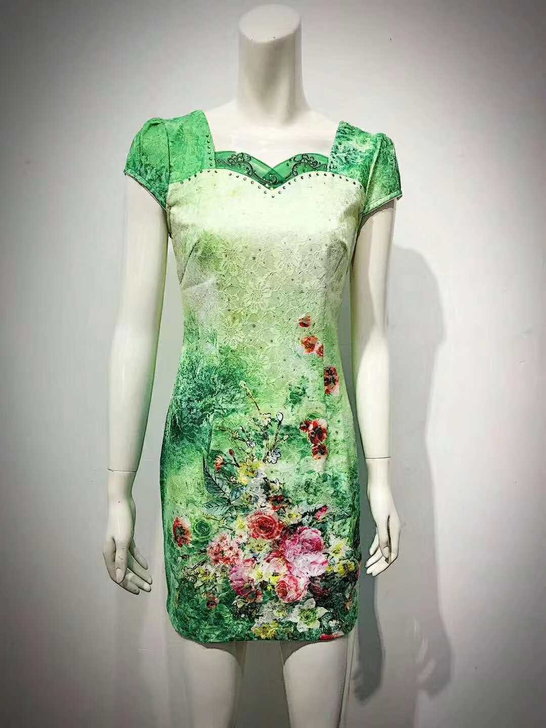 年轻款桑蚕丝旗袍特价清仓,真丝桑蚕丝旗袍断码清仓捡漏