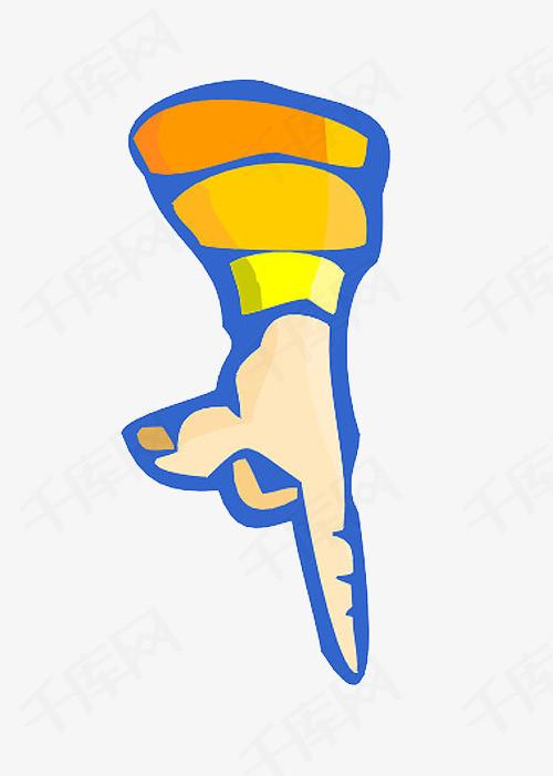 小婴儿换纸尿裤,换纸尿裤时尿了