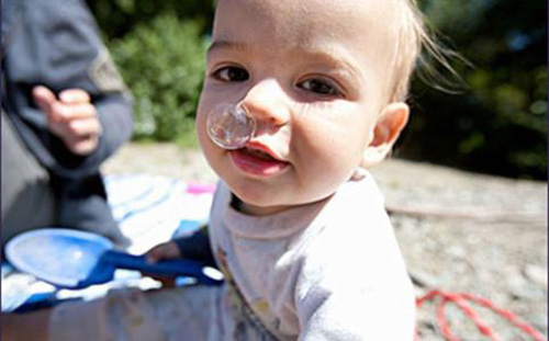 1-30天新生儿感冒流鼻涕要吃药吗,宝宝感冒初期流鼻涕吃药还是自愈