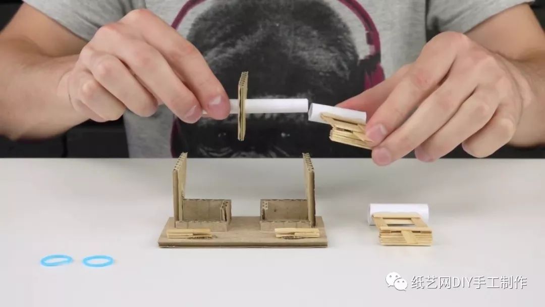 怎么用卡纸做战舰,卡纸做海盗战斗机