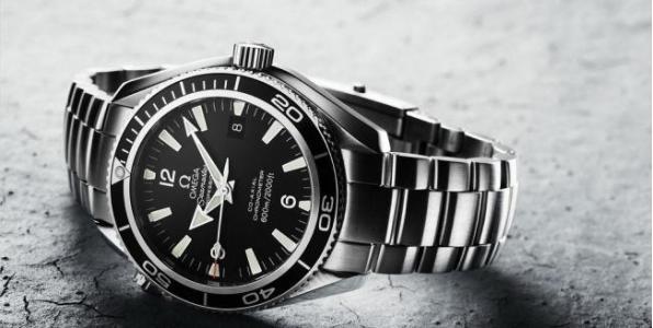 女士买手表什么款式不过时好看,买手表该如何选择