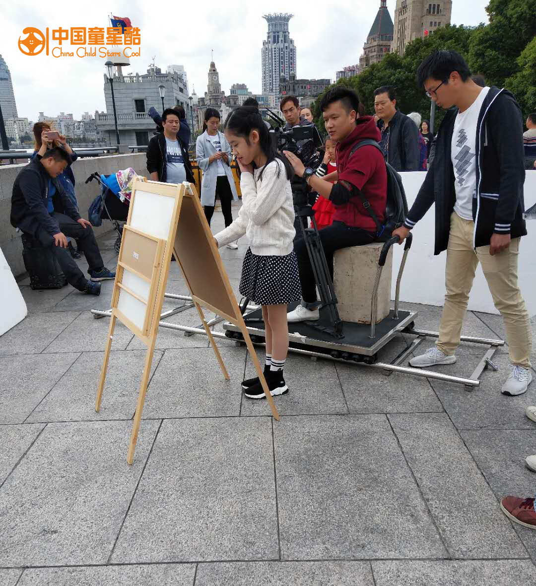 童星酷演员太疯狂,不到三个月再拍新片,颜值实力看得见!