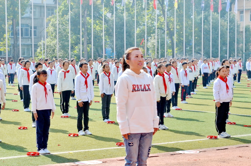 恩施市实验小学足球比赛,建始县实验小学2023运动会