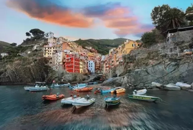 意大利五渔村风景微信头像,意大利五渔村海边小镇图片