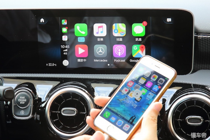 奔驰a200掀背车,试驾车解析