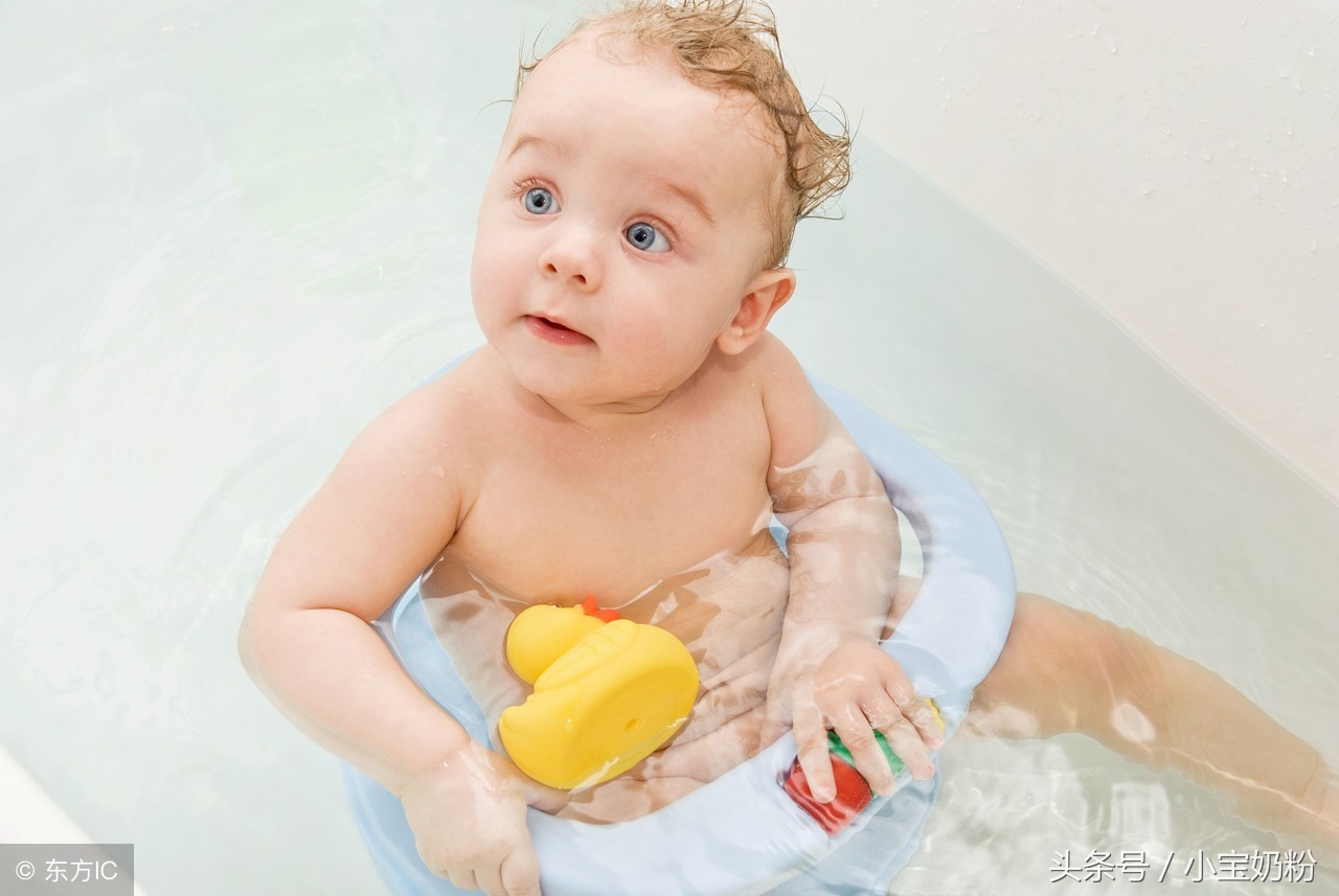 皇家美素和美素佳儿哪个性价比高,皇家美素跟港版皇家美素口感对比