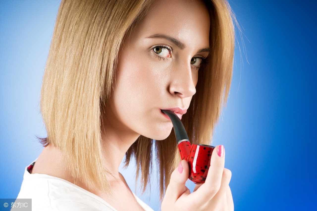 学会这7种方法，轻松解决唇干唇裂出血问题