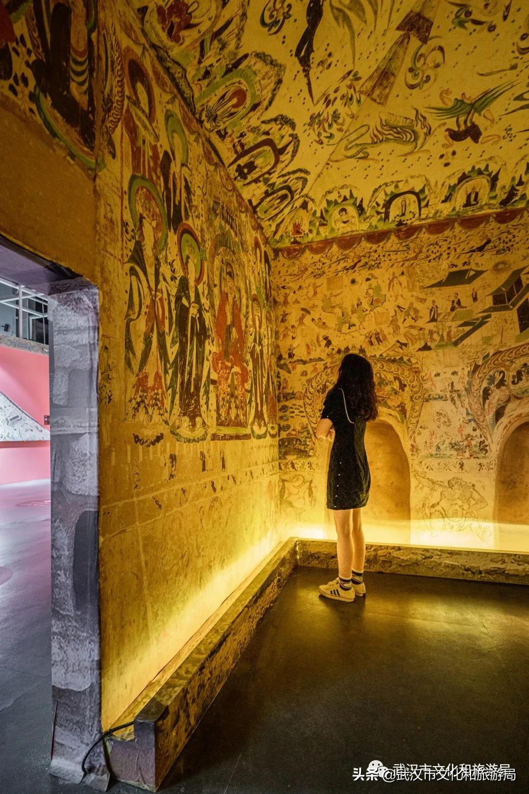 武汉12月秋季枫叶和银杏叶美景,枫叶银杏的美景最新