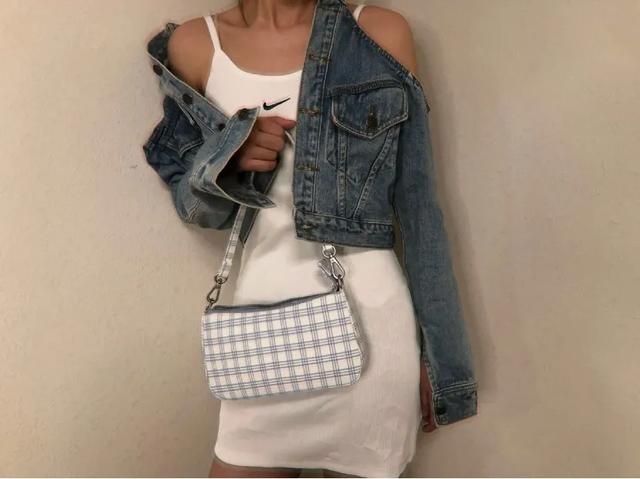 王一博最新款nike (王一博同款nike有哪些)