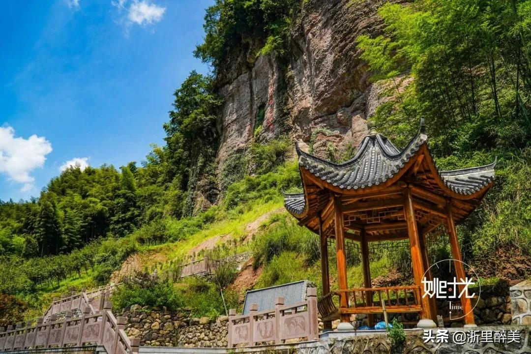 隐藏在深山中的千年古村视频,深山中隐藏着700年的浙江古村