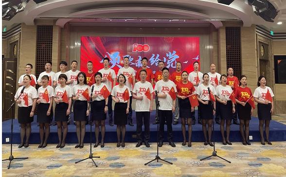 南京天丰大酒店组织庆祝中国*产党共**建*党**100周年文艺汇演