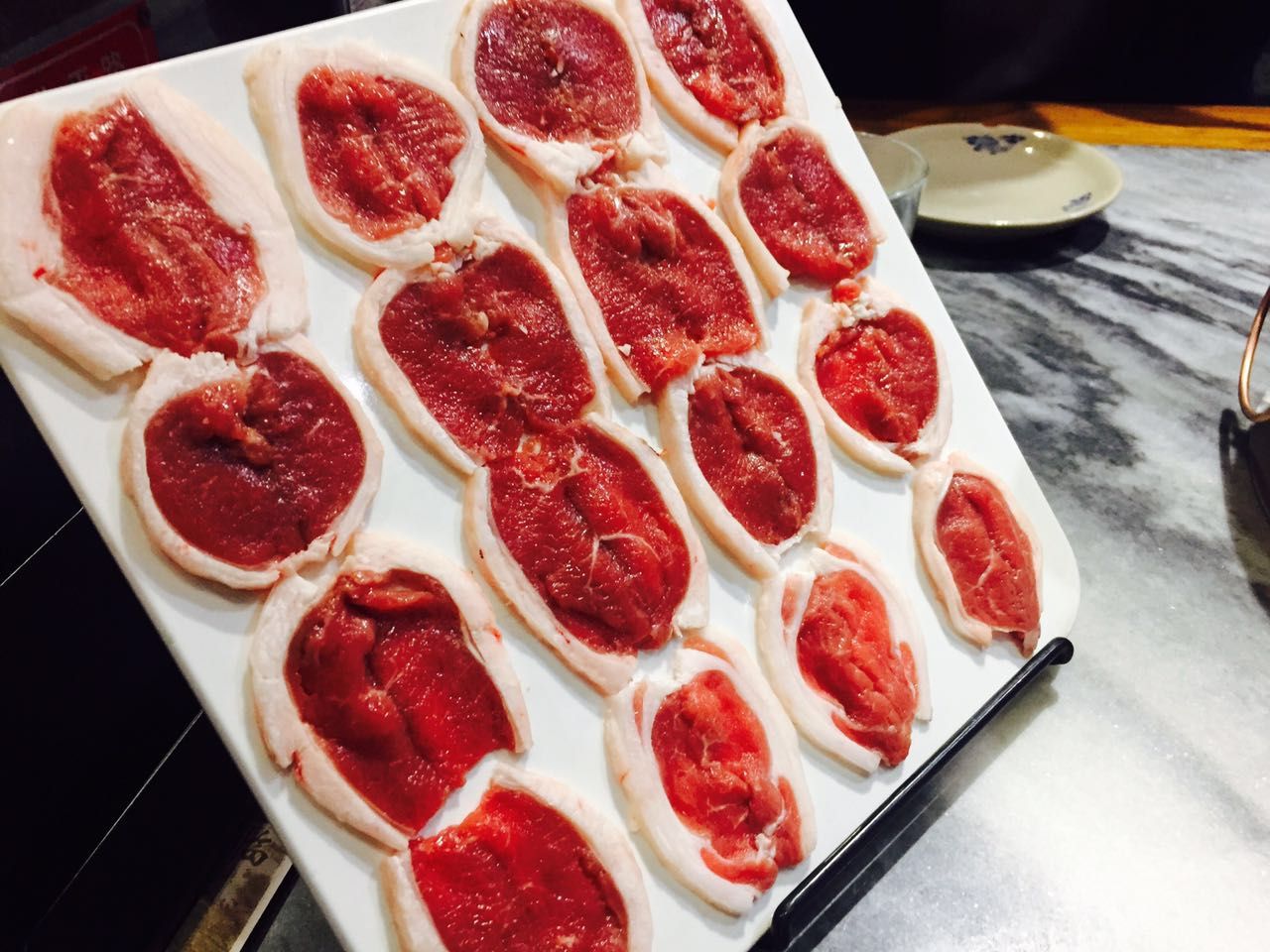 老北京涮羊肉火锅怎么正确吃,老北京涮羊肉vs潮汕牛肉火锅