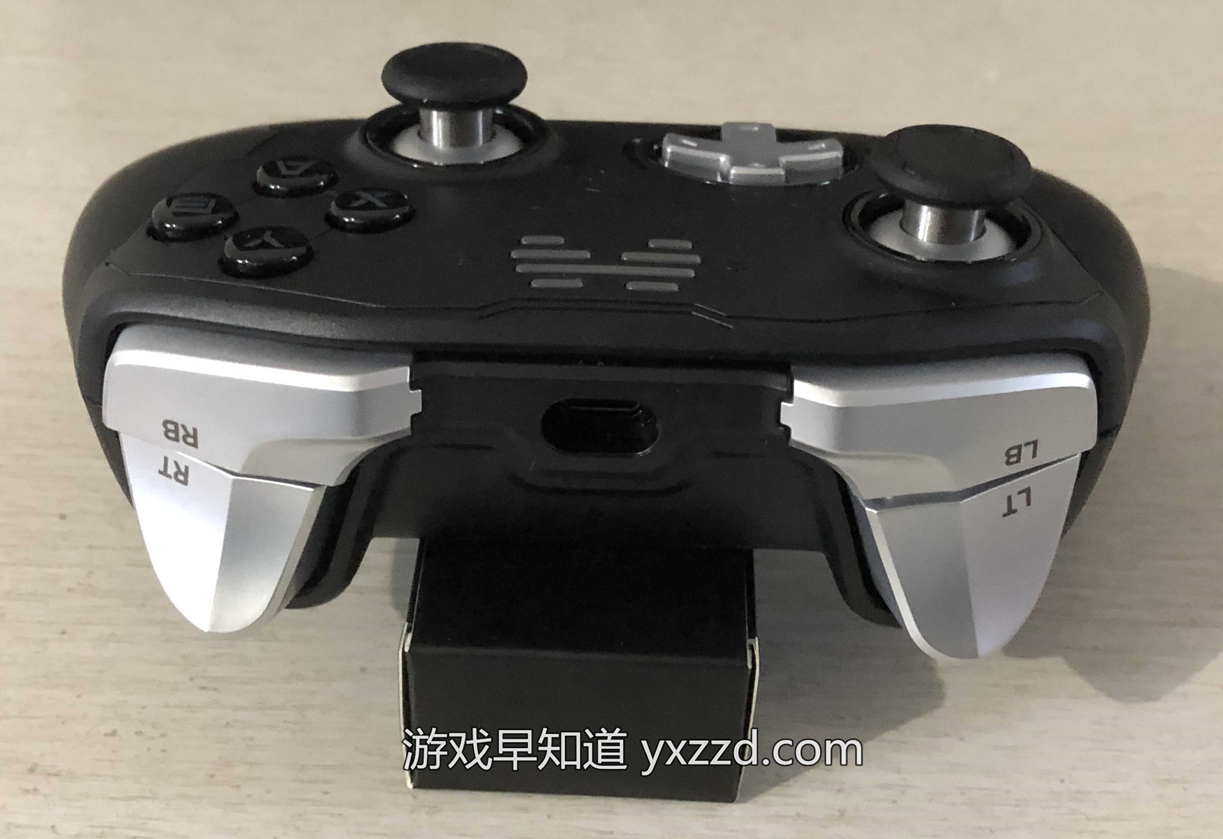 北通宙斯精英手柄2代旗舰版,北通宙斯手柄评测