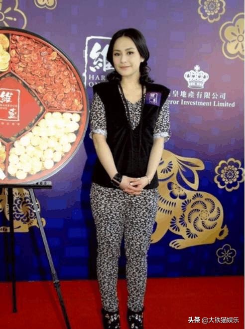 盘点十大身材巨好的红毯女星 (四位身材最好女星亮相红毯场面)