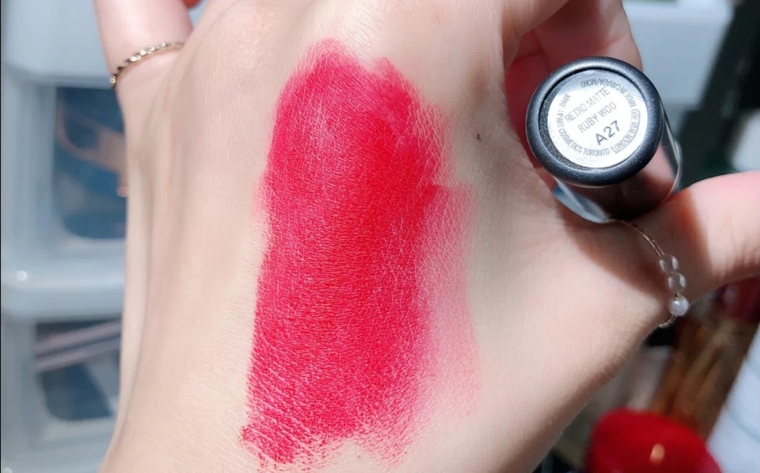 沈月美妆分享,沈月护肤品