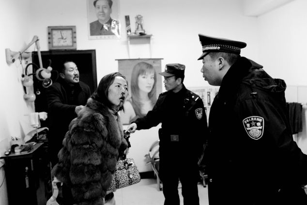 家庭强势对女人的影响,家庭强势对男人有什么影响