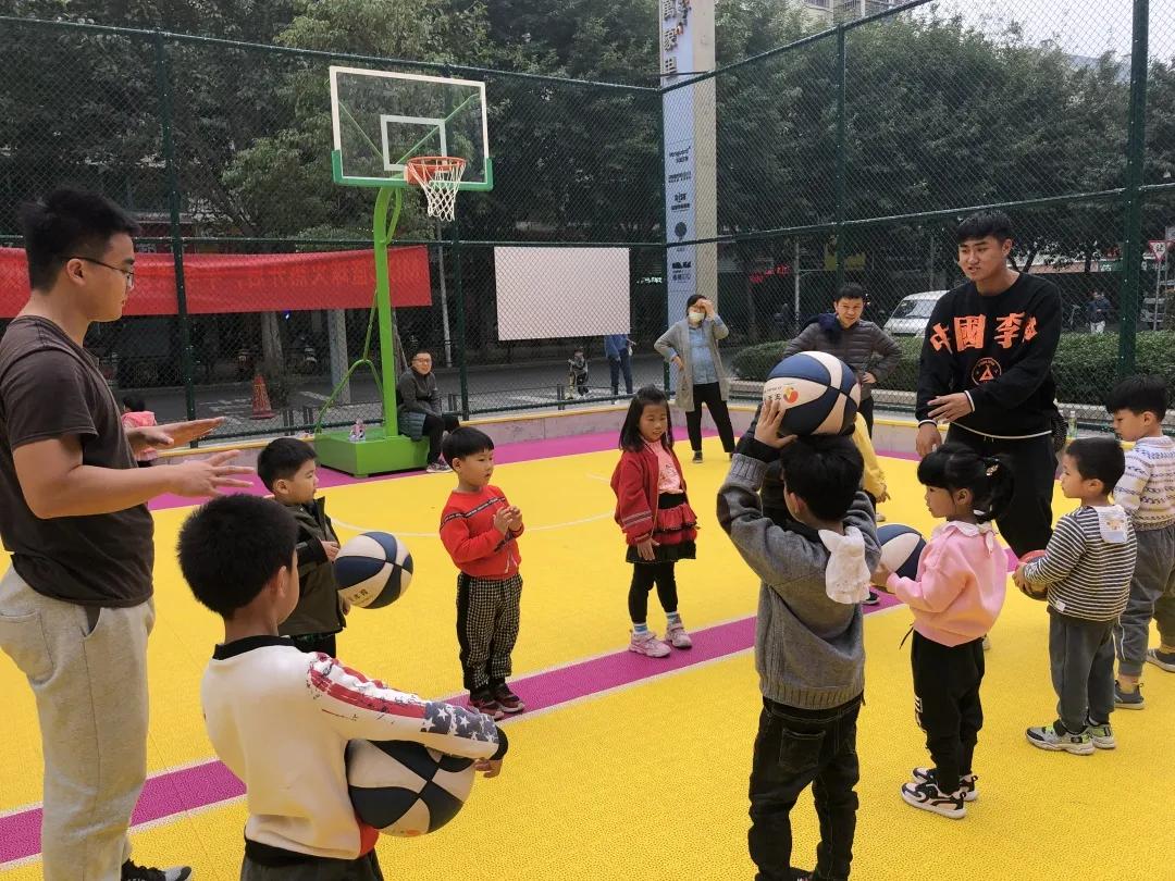 绡悆棣嗗紑涓氬厓鏃︾鐞冮個璇疯禌,鍏ㄥ憟浣撹偛涓績