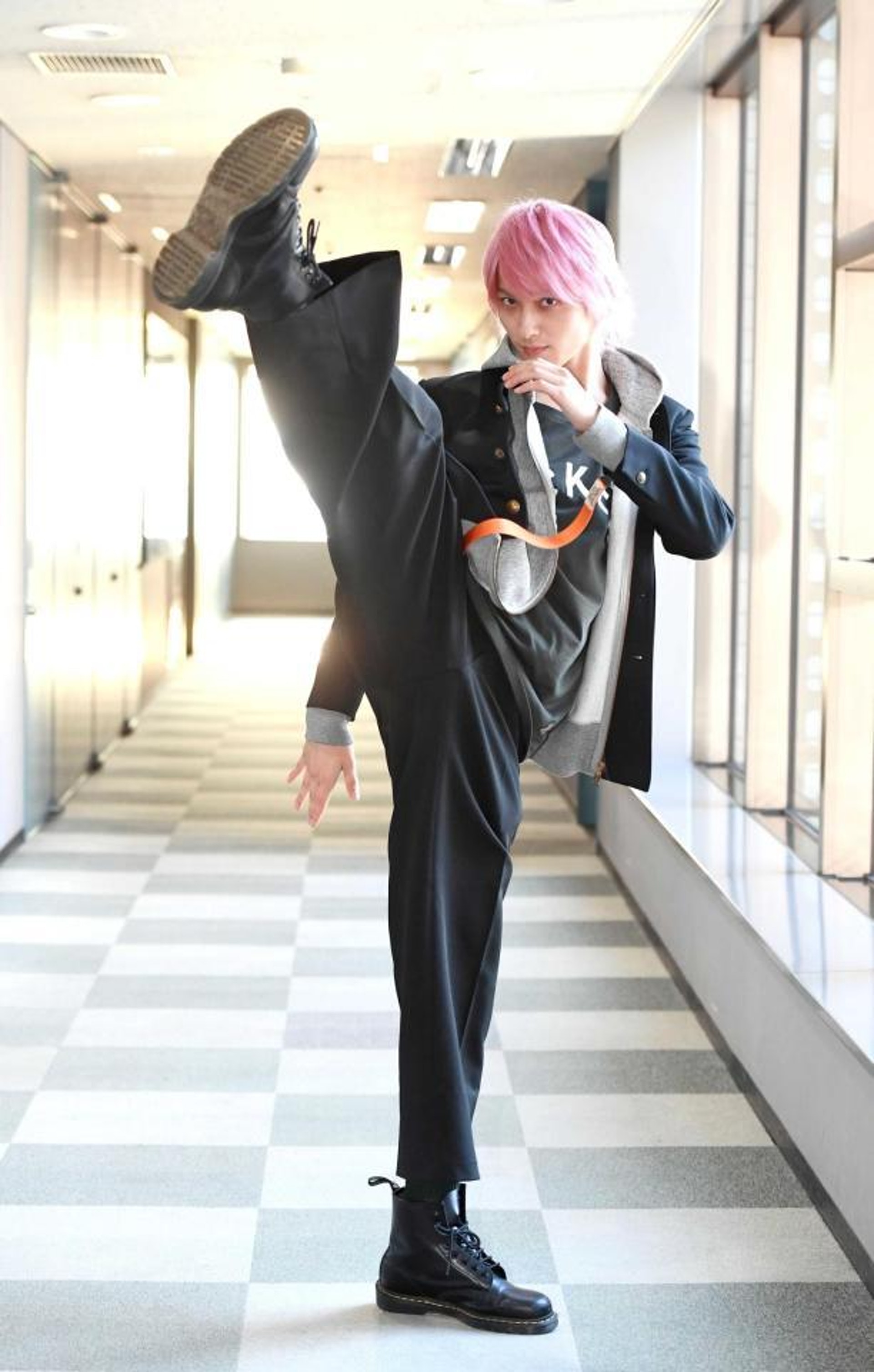 日本五位被演戏耽误的神级歌手,日本网友评最受欢迎运动员排行榜